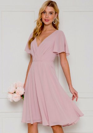 Macy Dress in Mauve Pink