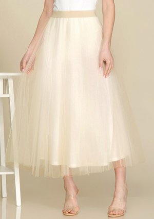 What A Tease Tulle Skirt in Cream