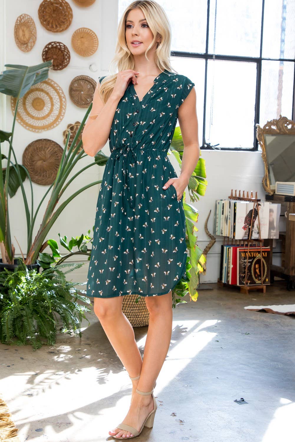French Cafe Dress in Pollinator - Plus