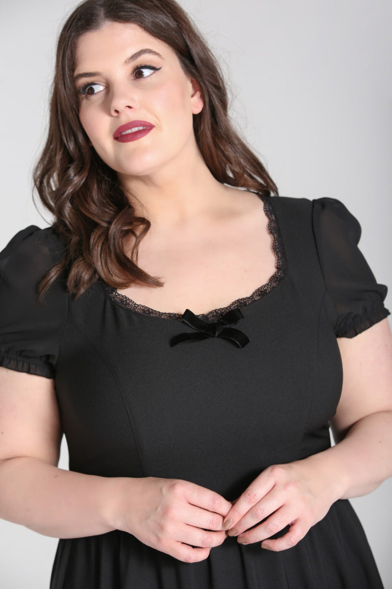 PRE-ORDER: Je Ne Sais Quoi Dress