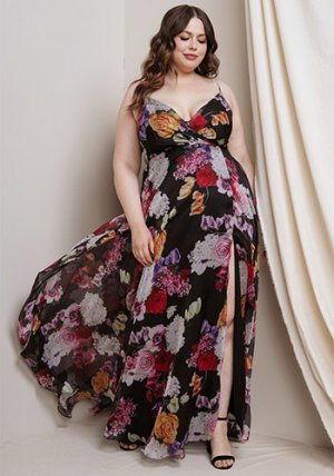 Bella Dress in Black Floral - PLUS