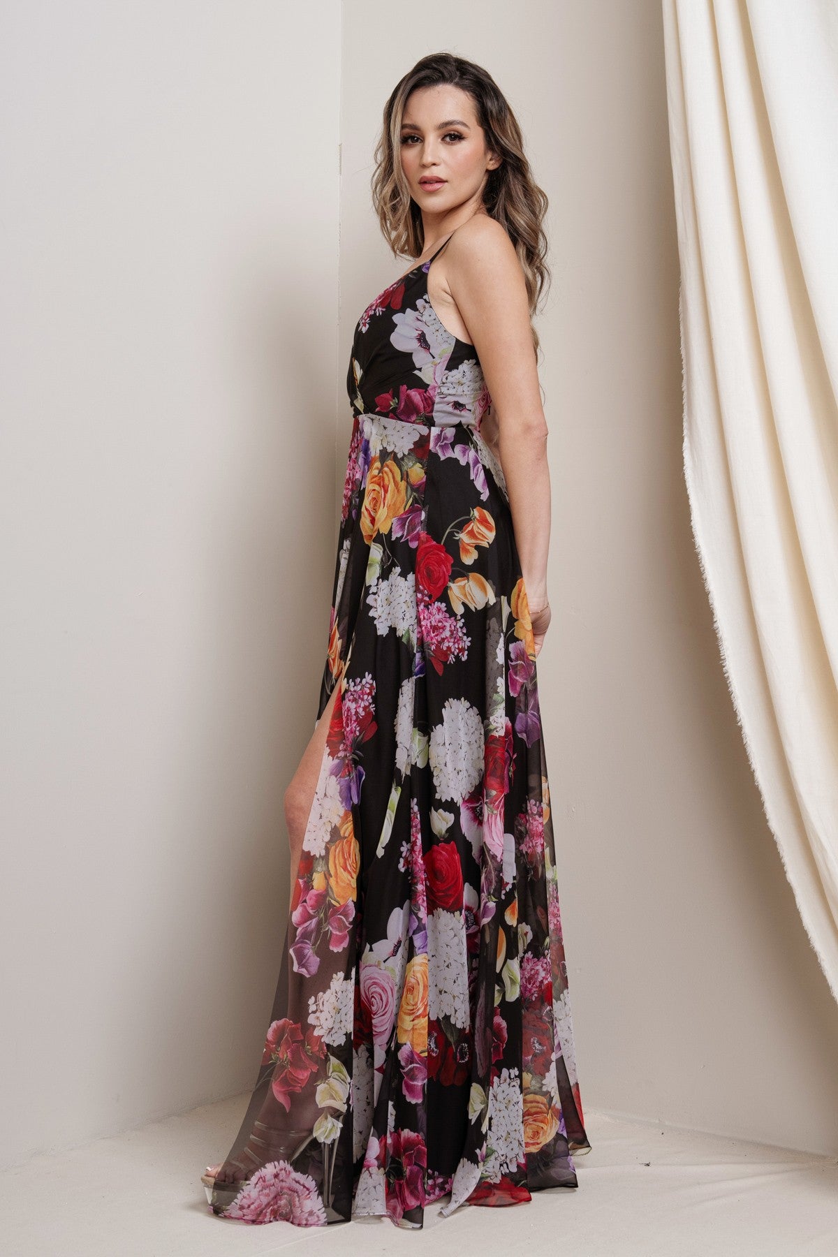 Bella Dress in Black Floral