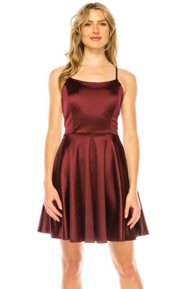 PRE-ORDER: Abagail Dress in Green