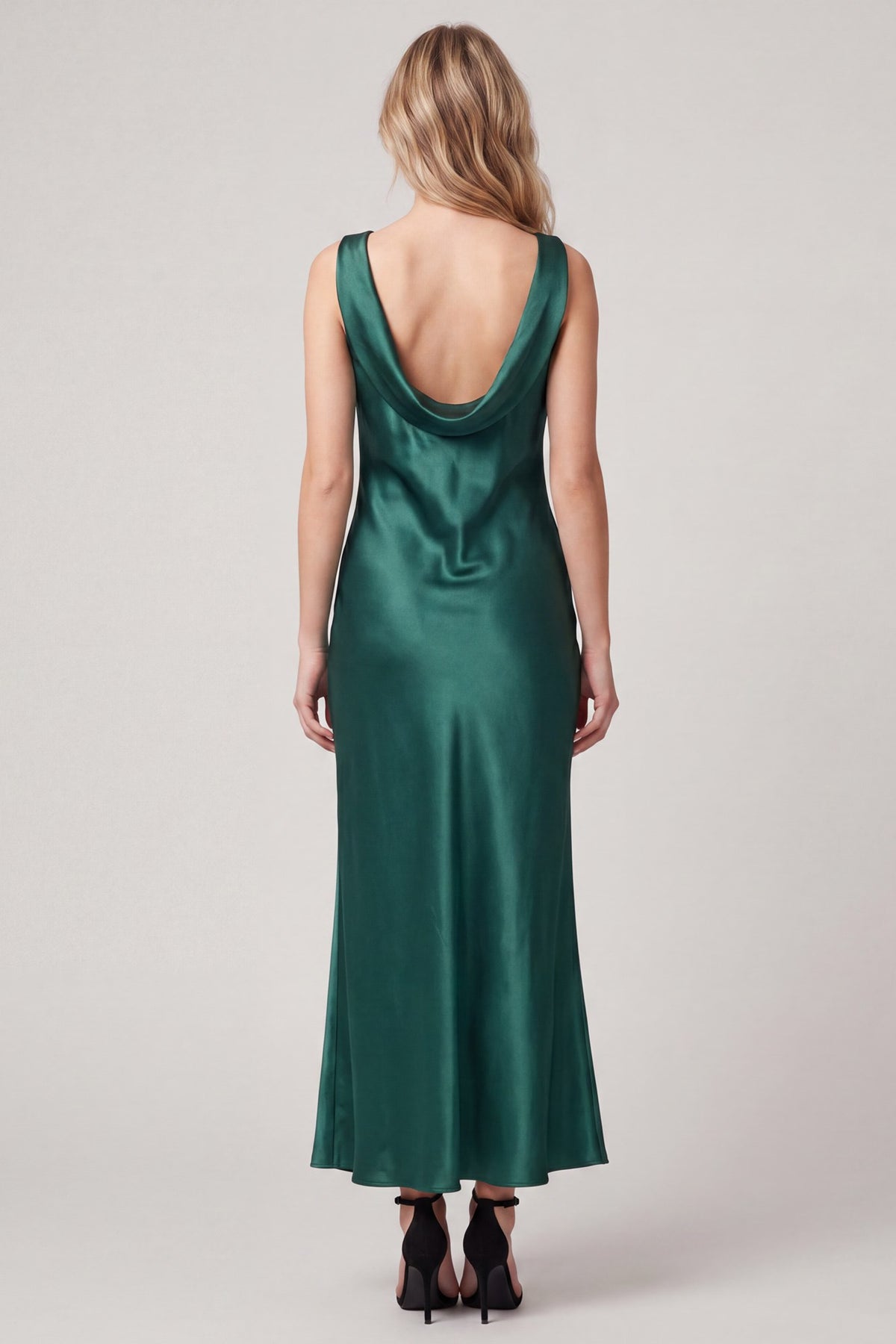 PRE-ORDER: Party in The Back Dress Green