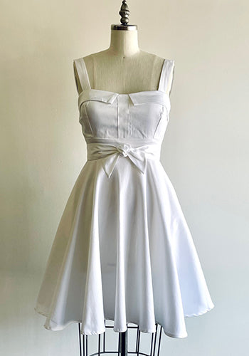 Summer Sweetheart Dress in White