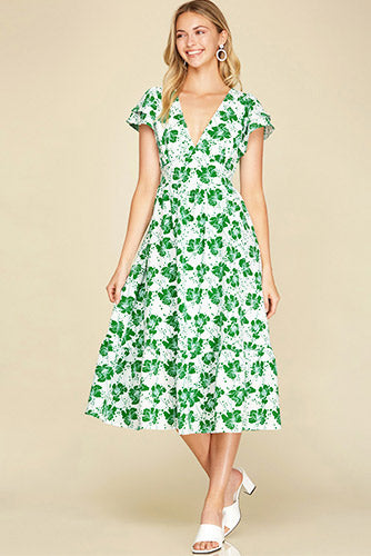 Winery Weekend Midi Dress in Green