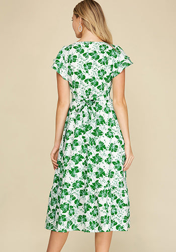 Winery Weekend Midi Dress in Green