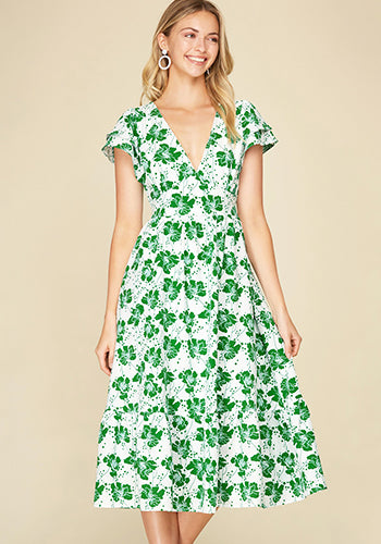 Winery Weekend Midi Dress in Green