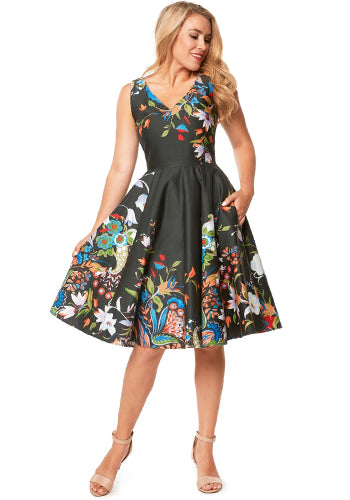 Walking on Sunshine Dress in Eden Garden - Plus