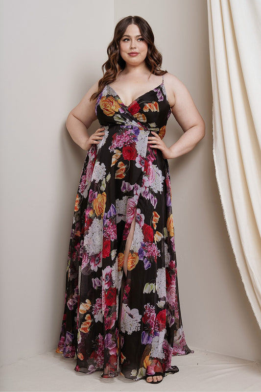 Bella Dress in Black Floral - Plus