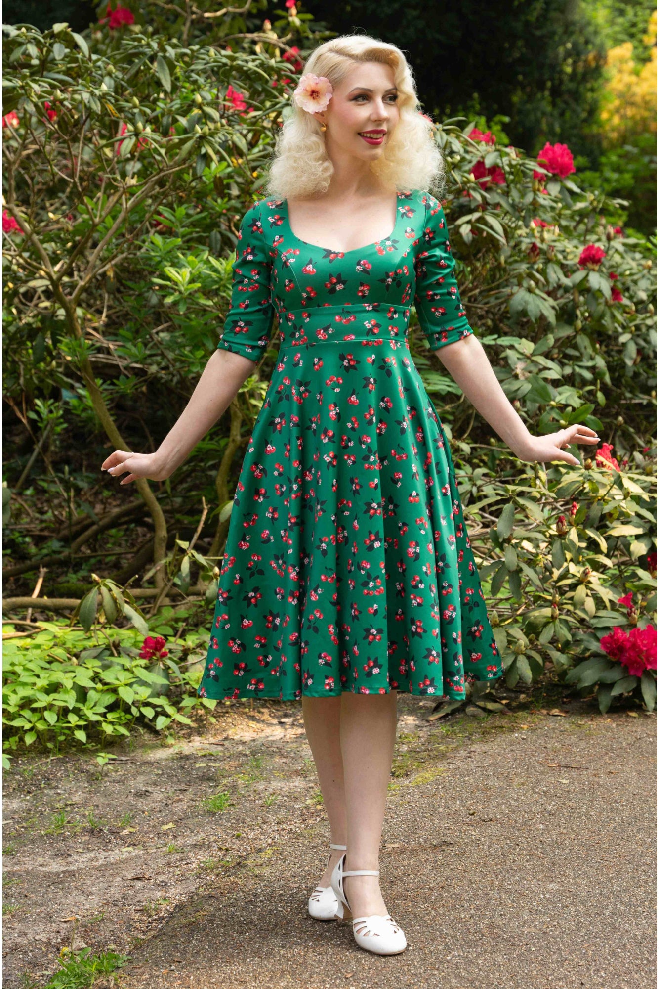 Scarlette Dress in Green Cherry