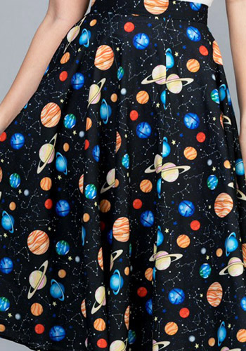Our Planets Skirt - Cliquez sur l'image pour la fermer
