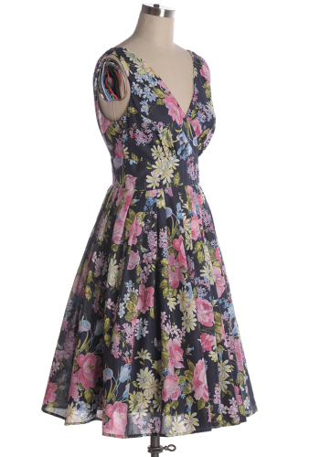 May Flowers Dress in Navy/Pink - $52.47 : Women's Vintage-Style Dresses ...